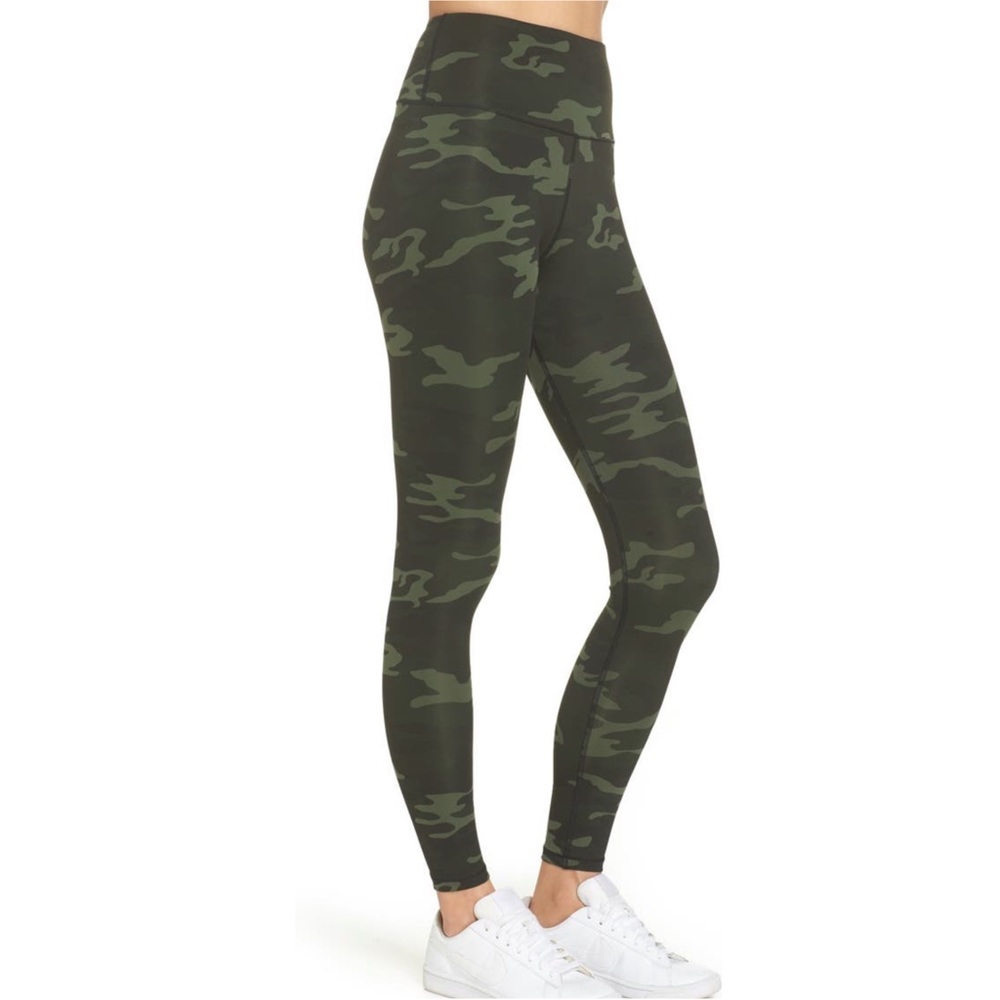 Good American Leggings